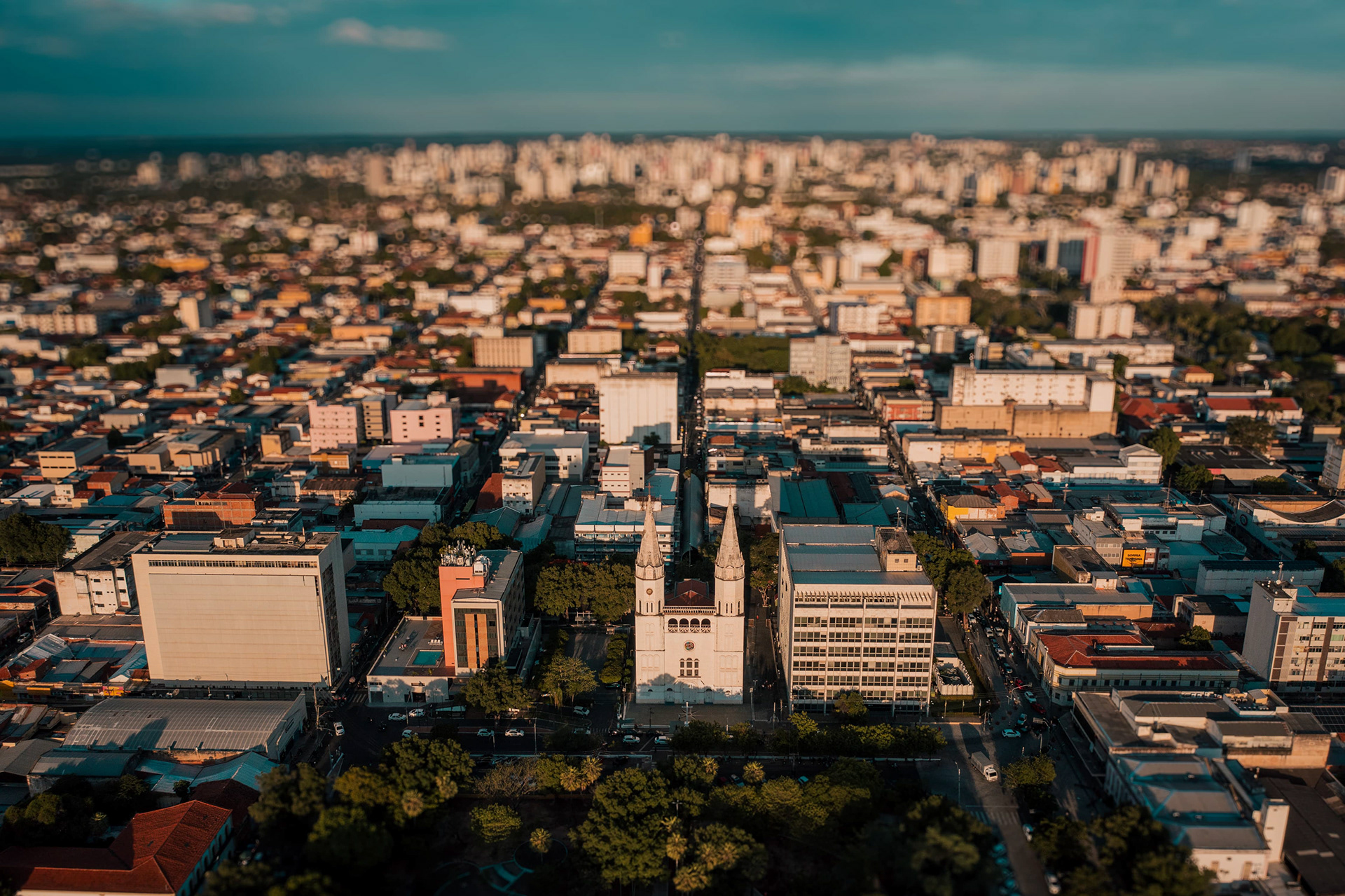 Vista aérea do centro urbano de Teresina, Piauí